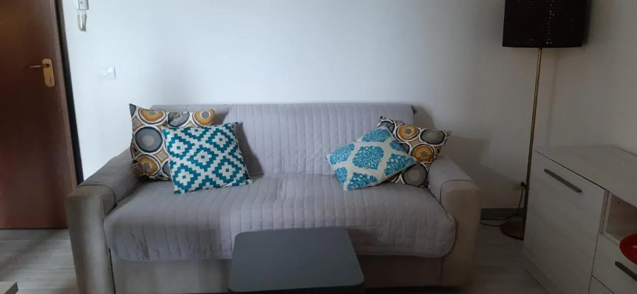 Il Nido Della Fenice Apartment Brunate 0*,  Italy